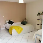 & - Git'ostal Apartahotel Carcasona