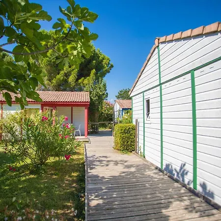 & - Git'ostal Aparthotel Carcassonne