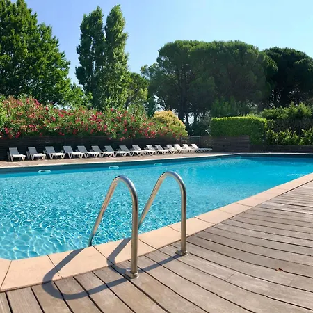 & - Git'ostal Aparthotel Carcassonne